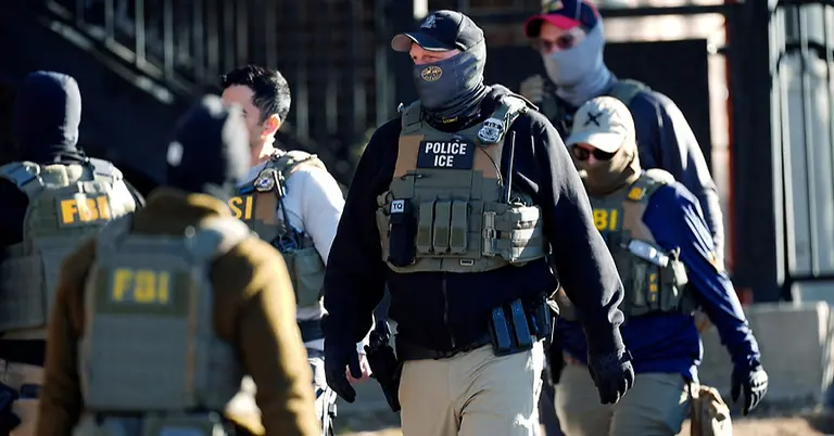 ট্রাম্প প্রশাসনের অভিযান